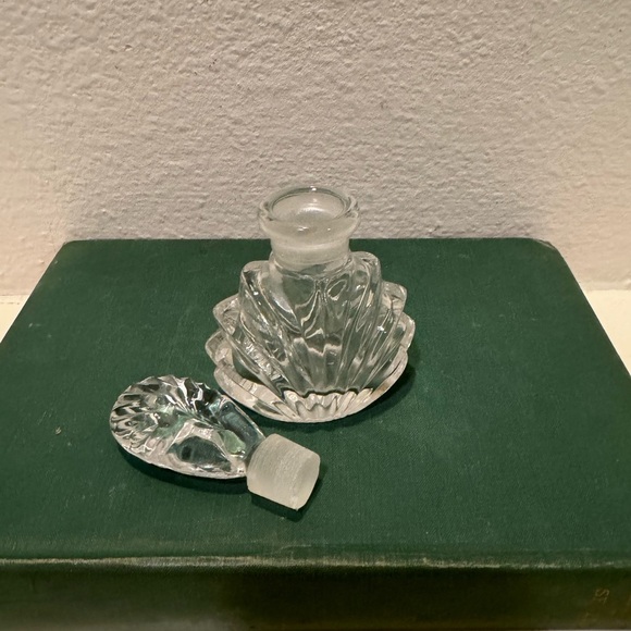 Vintage Cut Lead Crystal Perfume Bottle - Picture 9 of 11